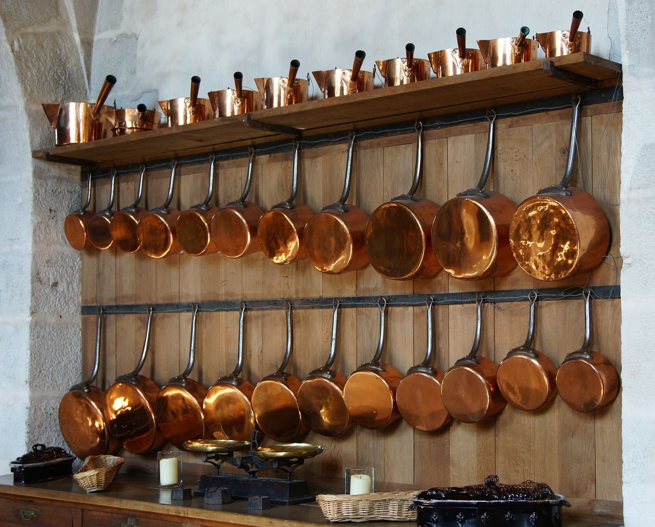 Kitchen Pull-Out Shelf